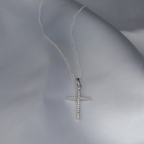 Cross Pendant in Sterling Silver 925 Cubic Zirconia Diamond On 18 inch Curb Chain